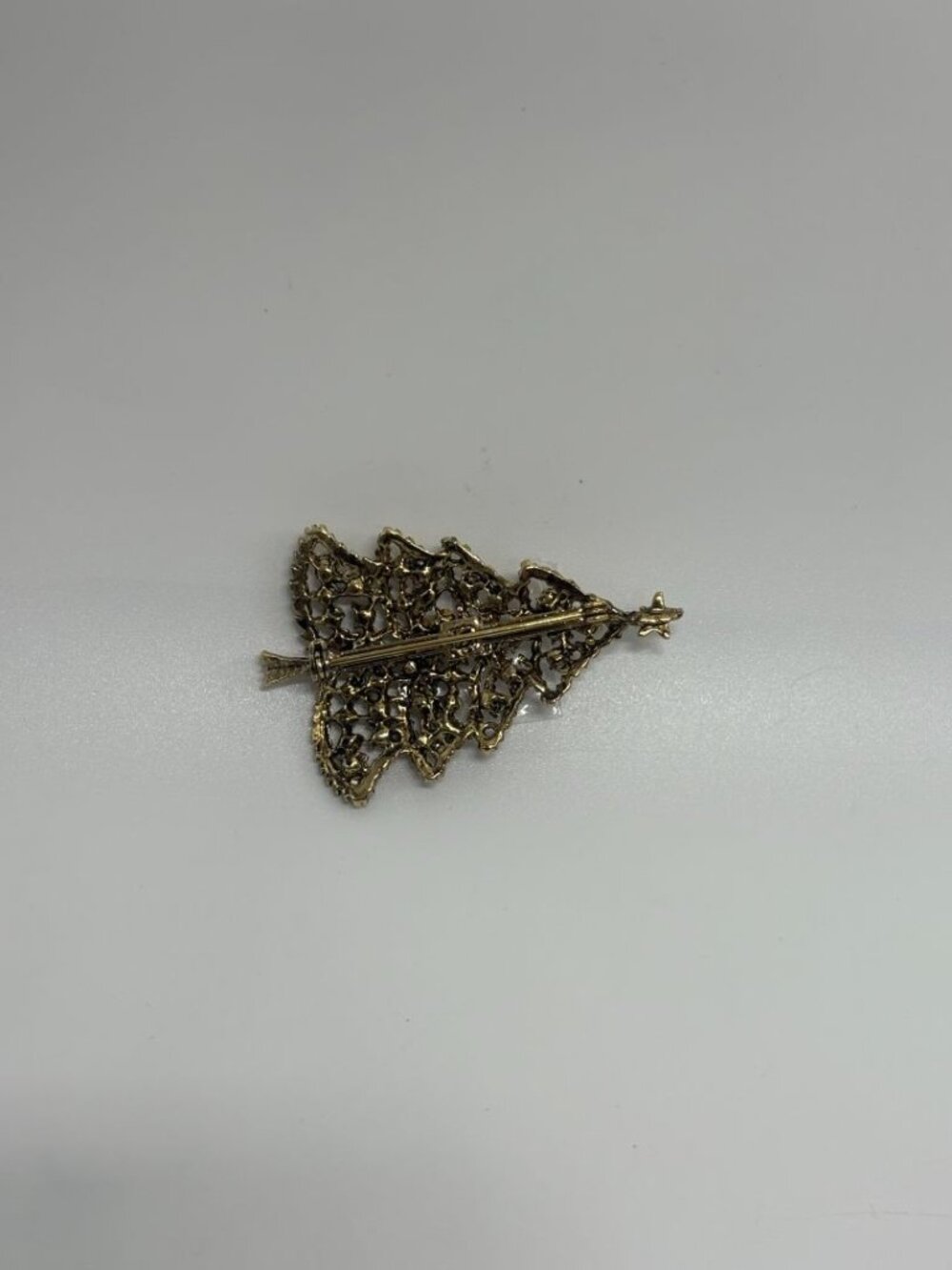 Gerry's Gold-Tone Vintage Mid-Century 1960s/1970s Christmas Tree Holiday Brooch - Picture 6 of 6